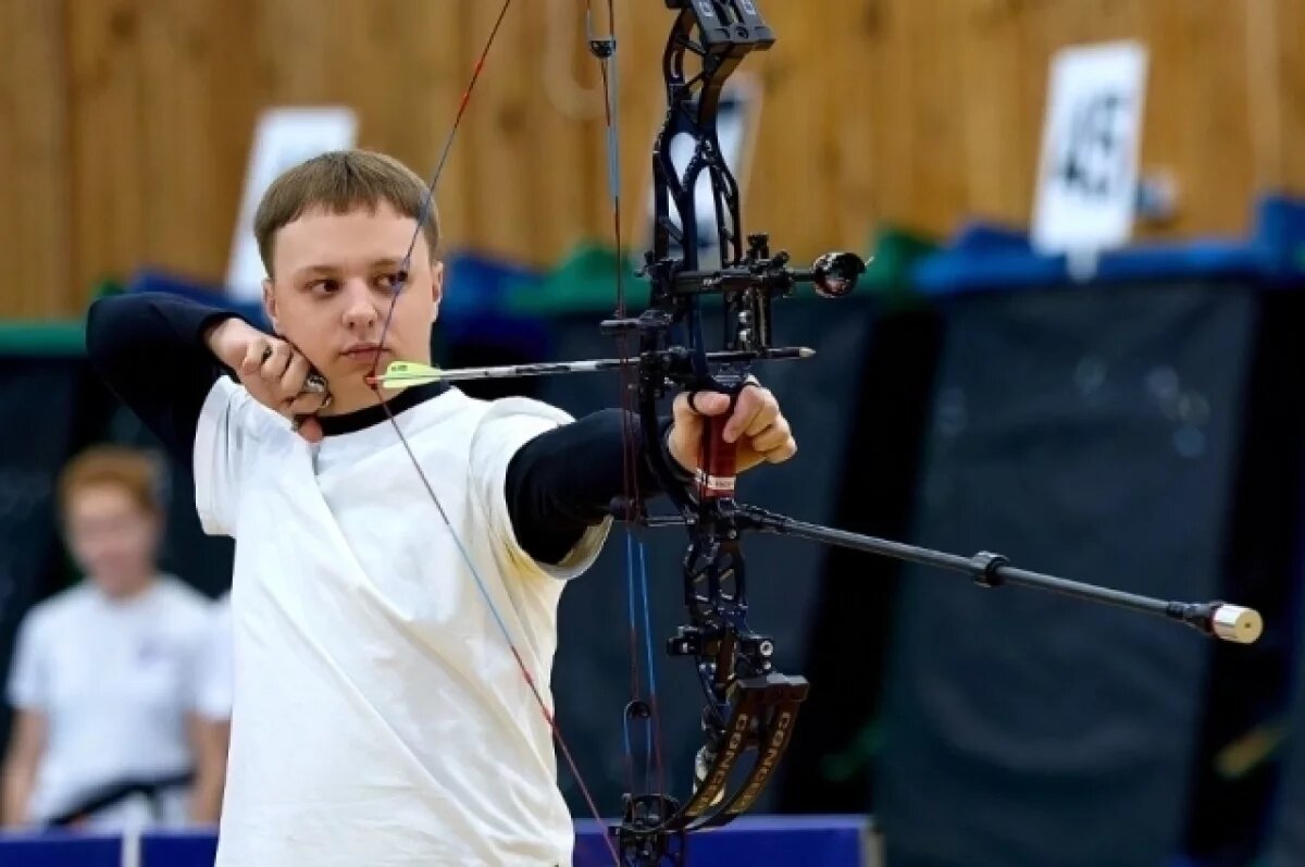    Лучники из Великих Лук примут участие в международных соревнованиях