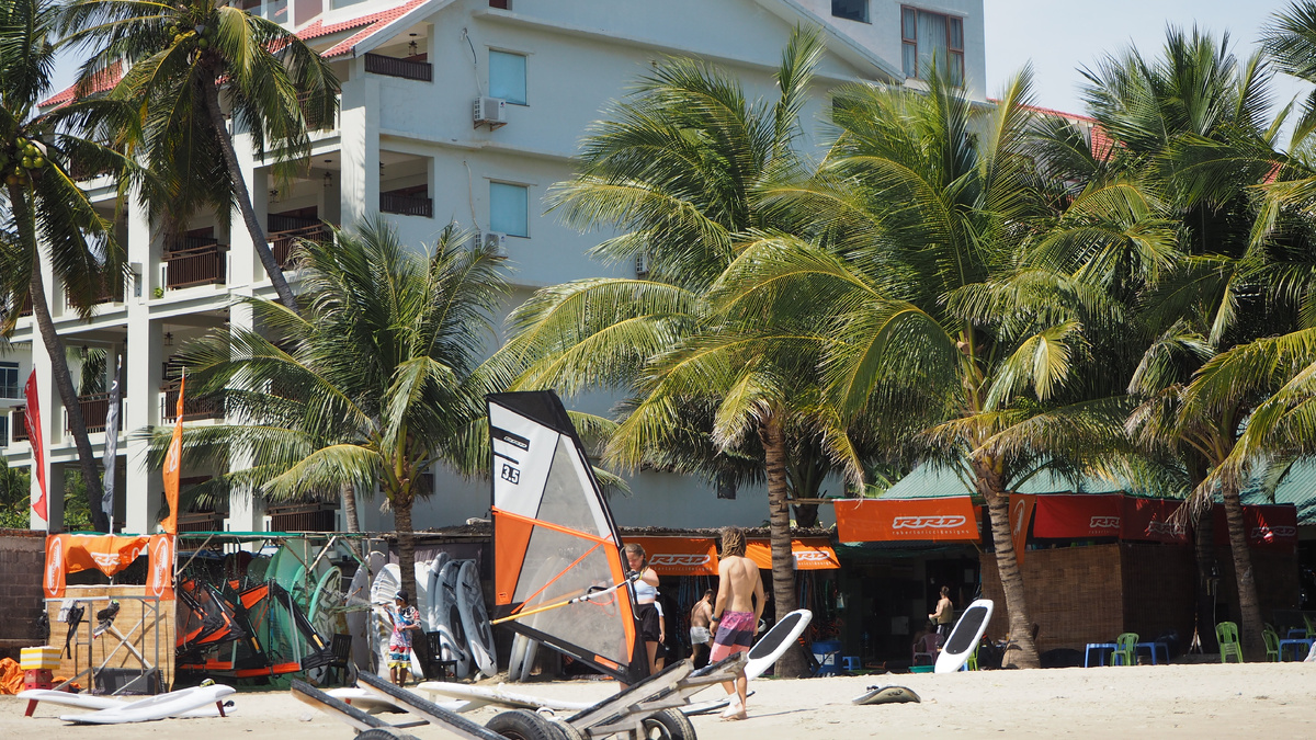 Вот так выглядит Ветраторя с воды