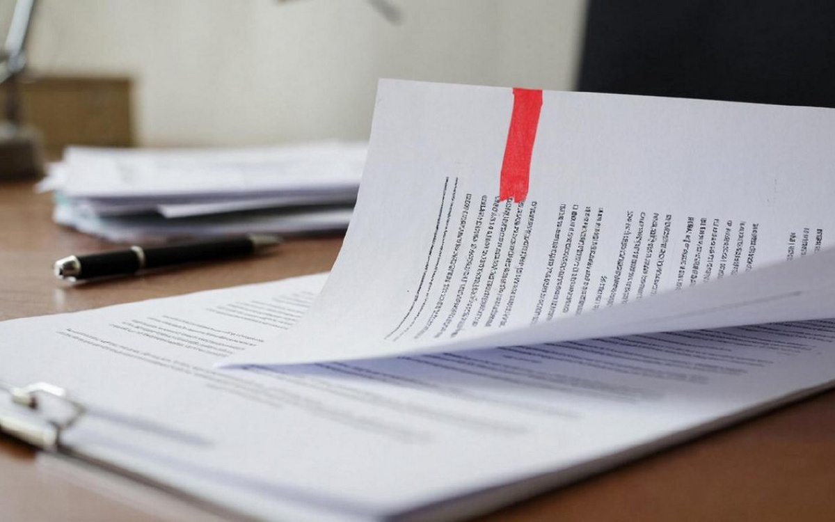    Компания липецкого депутата Полосина по ошибке требовала миллионы с НЛМК для чужого бизнеса Фото – GigaChat