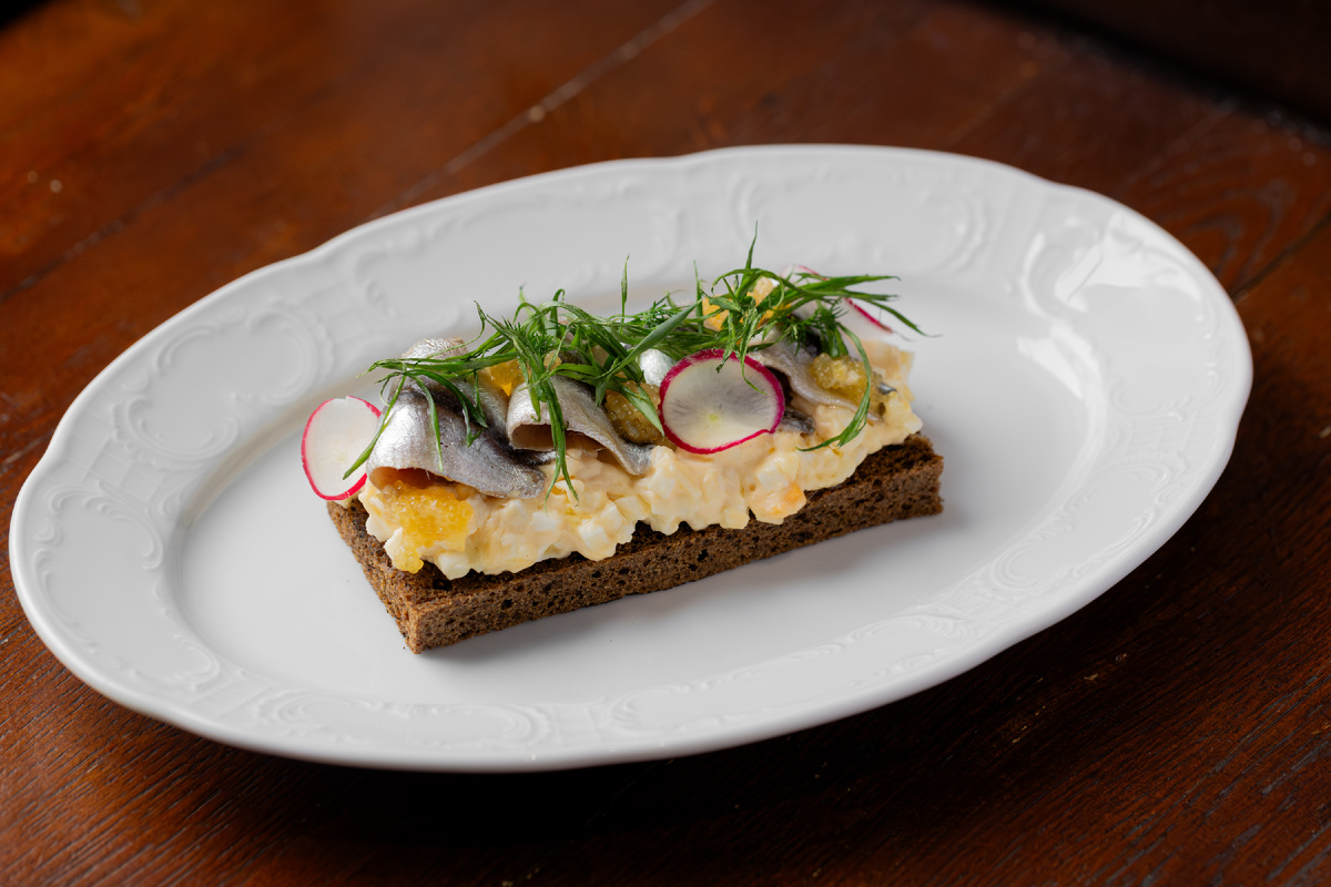 Бутерброд с балтийской килькой