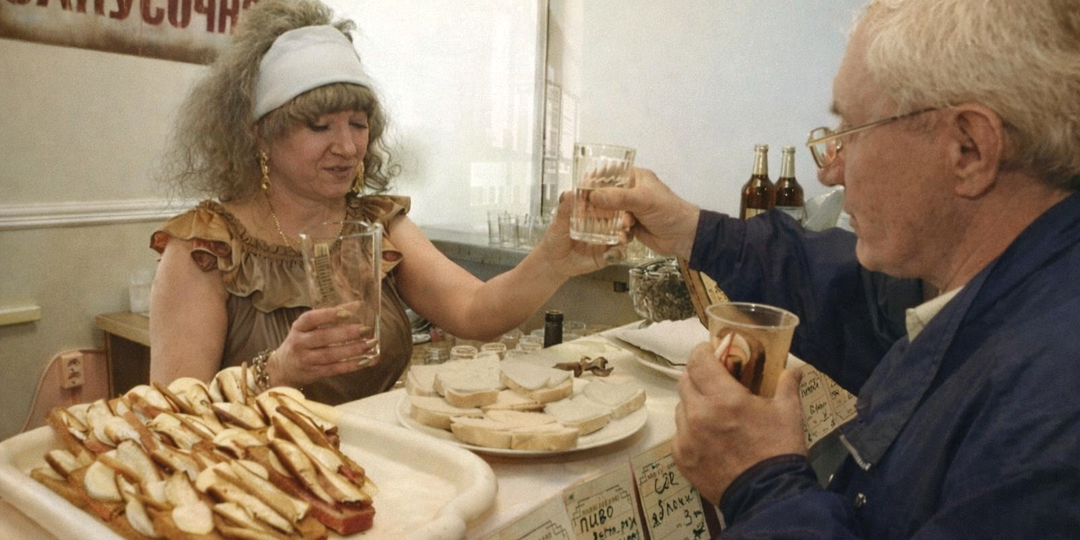 Что подавали к водке в рюмочных СССР: эти лучшие закуски брали всегда и везде