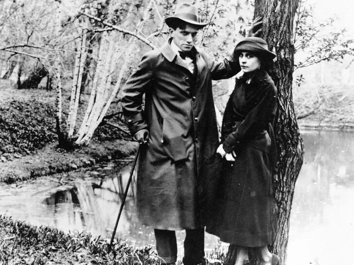 Лилия Брик и Владимир Маяковский