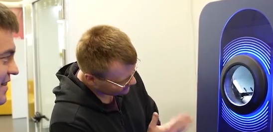     Губернатор Михаил Котюков посетил IT-парк «Питерский мостик»