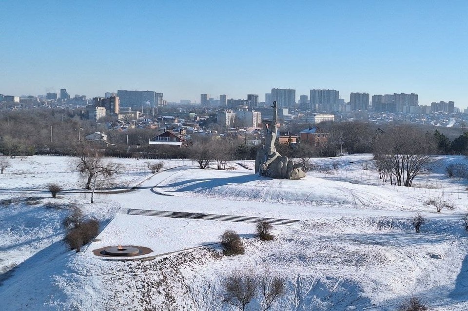    Существующий мемориальный комплекс в Змиевской балке был открыт 9 мая 1975 года. Дмитрий КУТЕПОВ