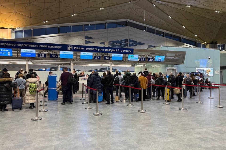    В аэропорту открыли допстойки для регистрации. Фото: t.me/pulkovo_led