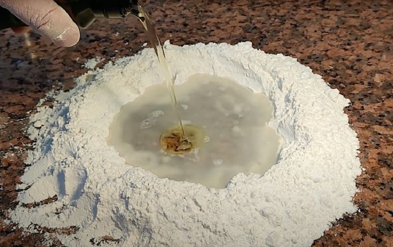 Луковые лепёшки по-турецки: как приготовить дома пышную альтернативу хлебу за 20 минут