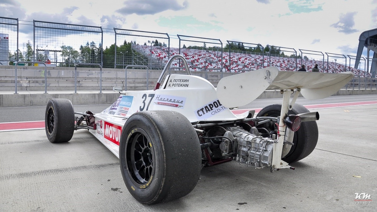 Эстония-20 сзади. Источник фото: drive2.ru