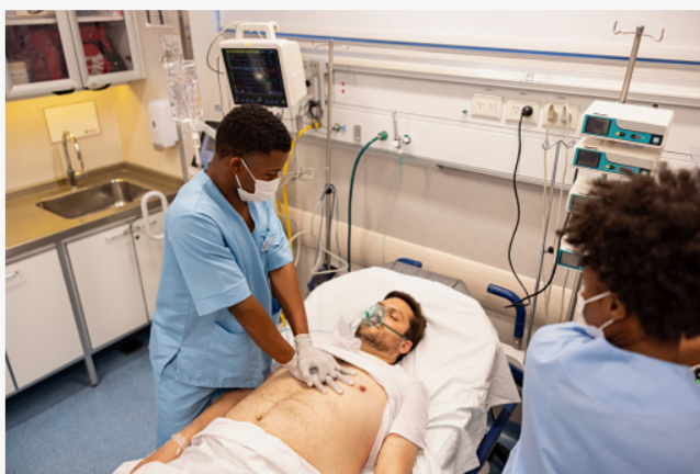 «Не рассказывайте врачам, иначе вас отправят на психиатрию»: История человека, который во время клинической смерти видел себя и окружающих