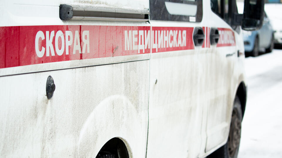     Украинские дроны атаковали машину скорой помощи в Брянской области ИЗВЕСТИЯ/Телеканал «78»