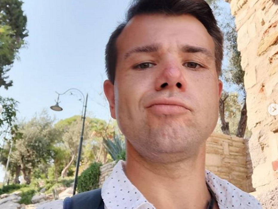    Социальные сети