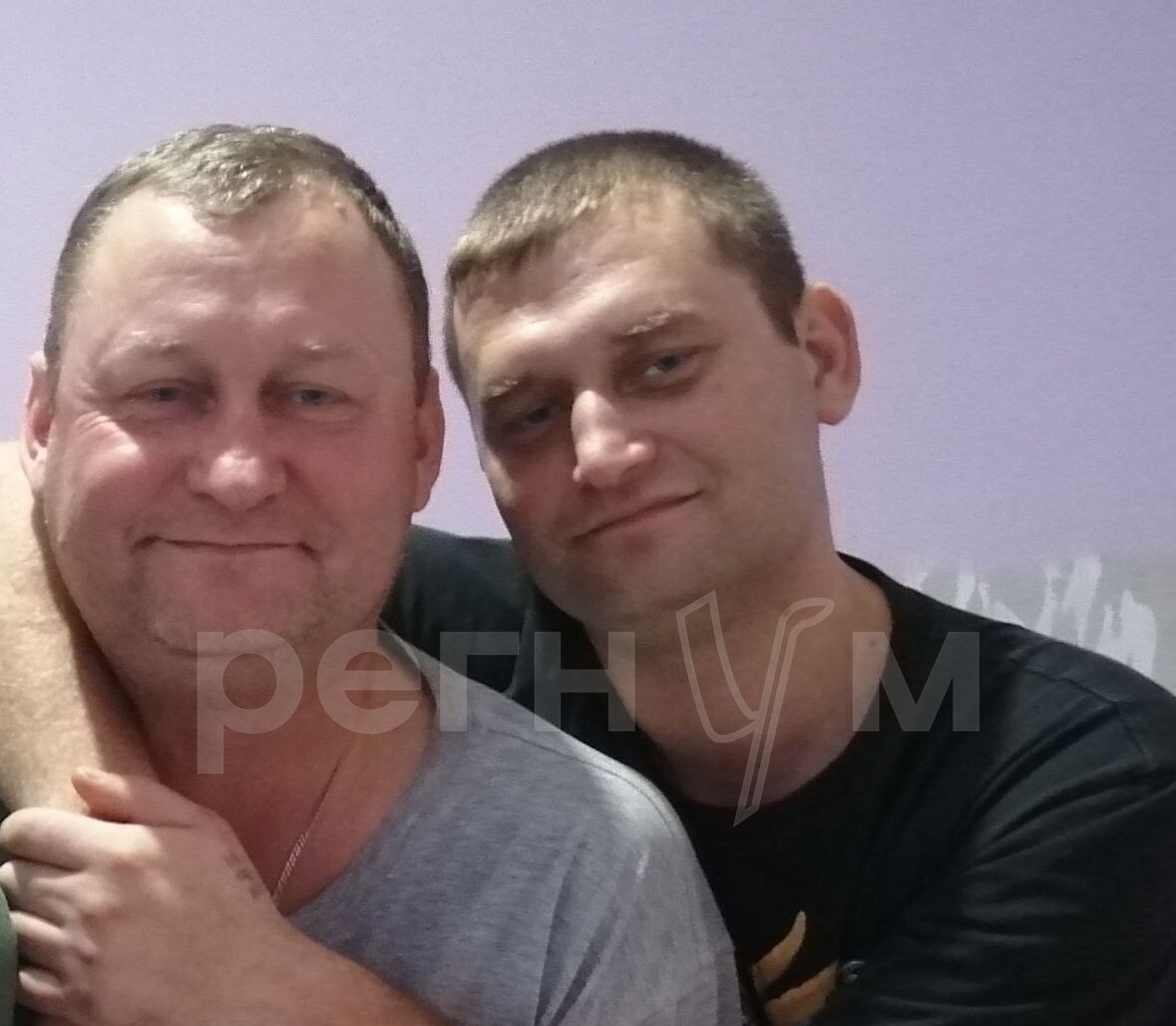    Андрей с биологическими родителями / Источник: © Фото из личного архива