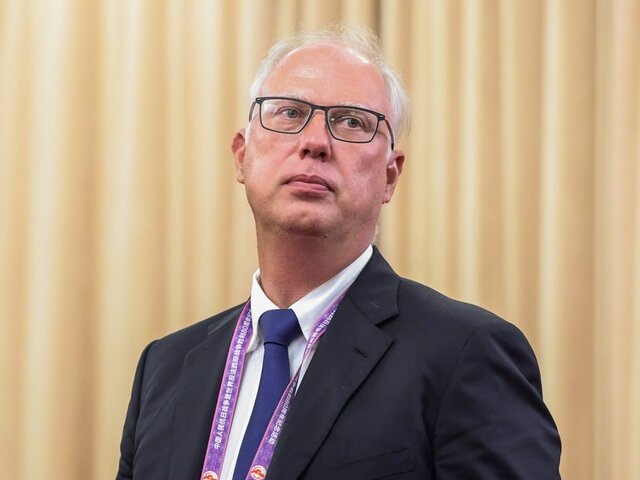    Фото: ТАСС/EPA/MAXIM SHEMETOV