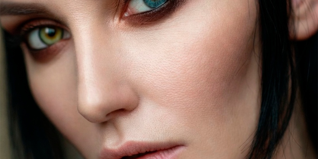 Начинали как эксперимент с нейросетями.