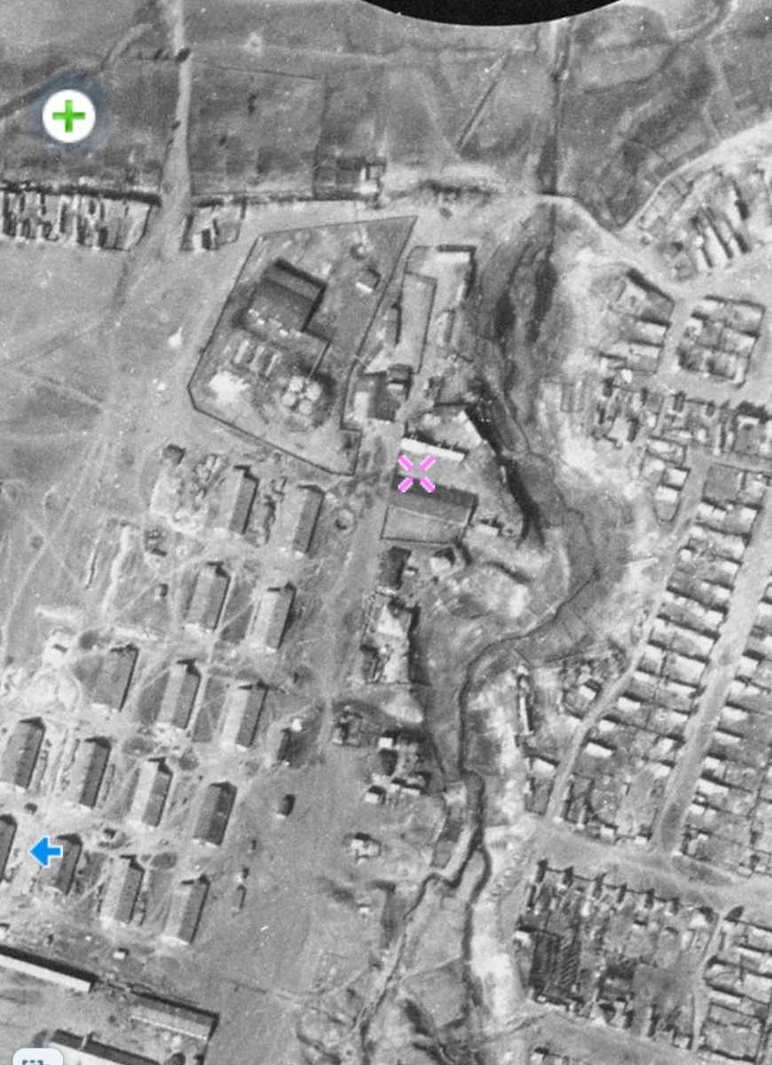 Начало Нахаловки ,  розовый крестик это будущее место школы 75