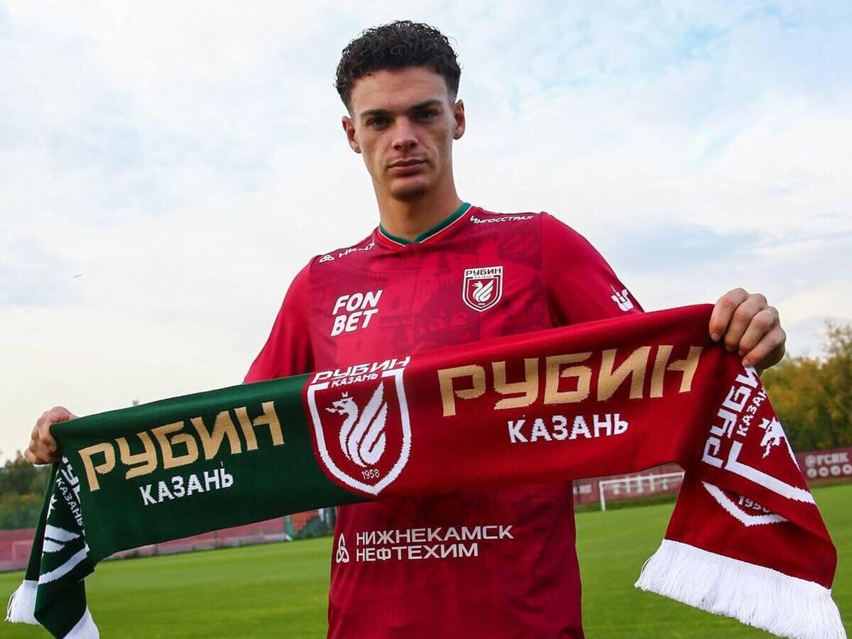    Албанский футболист Марвин Чуни после перехода в ФК "Рубин" | © Фото : Пресс-служба "Рубина"