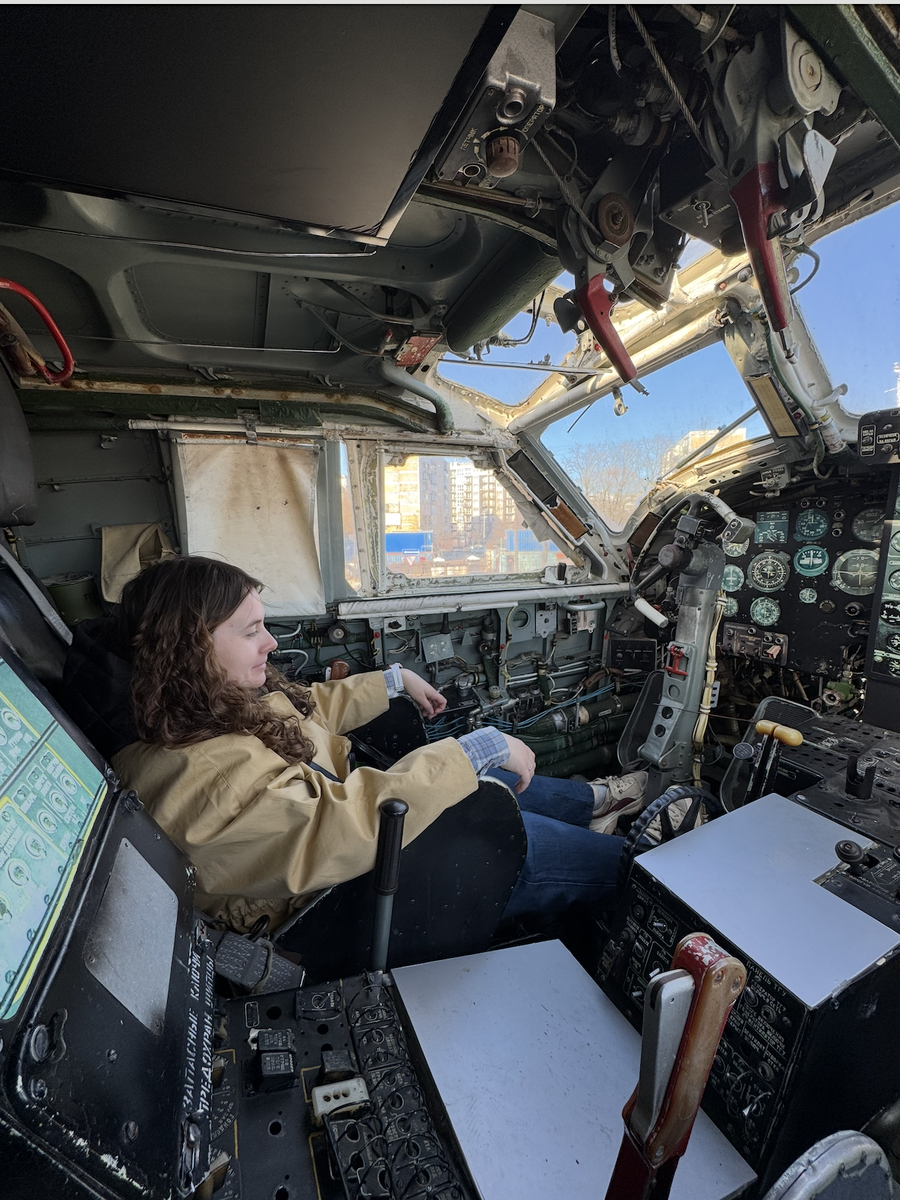 Внутри кабины самолета-амфибии