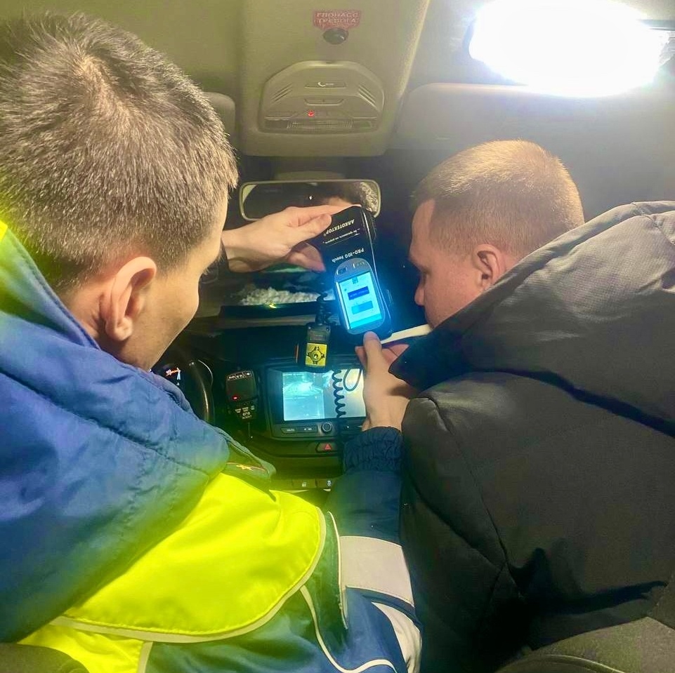 «Пойдемте, в трубочку дунете»: незаконная просьба инспектора ДПС