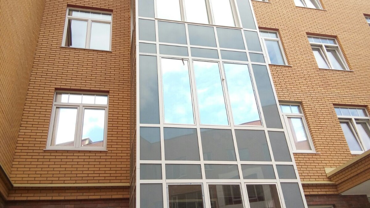 Зеркальная тонировка лоджии.