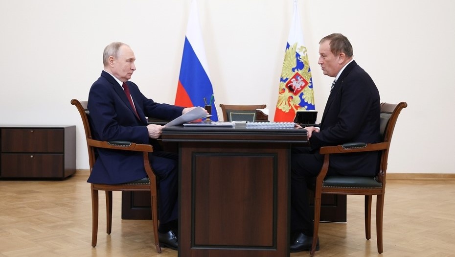 Автор фото: Пресс-служба Кремля. Президент России Владимир Путин и губернатор Ленобласти Александр Дрозденко (слева направо).