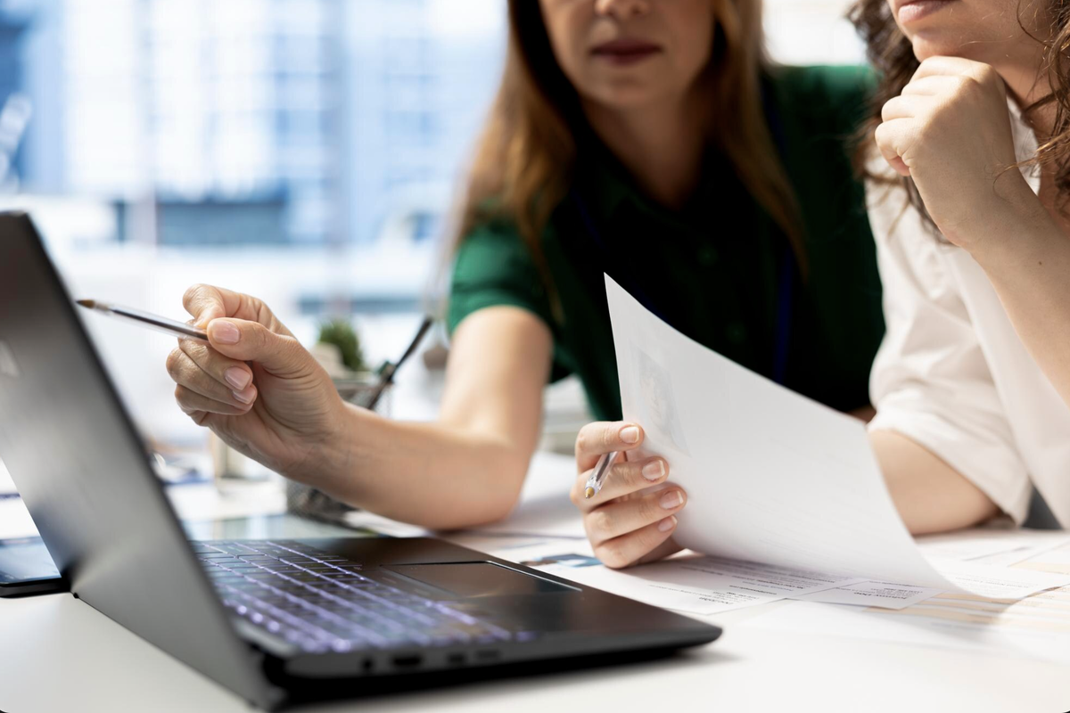 Автор: DC Studio