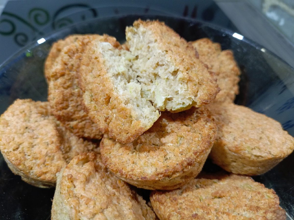 Рецепт, который можно превратить в маффины и запечь в духовке. Или - поджарить на сковороде и получить веганские/постные котлетки!