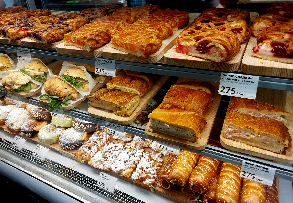 Выпечка в кафе "Петровское", Санкт-Петербург 