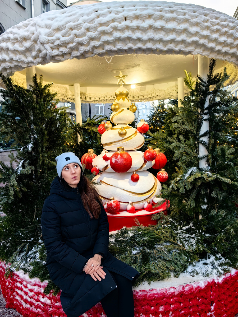 Новогодняя Москва 2025. Фестиваль «Зима в Москве». «Вязаный» Арбат