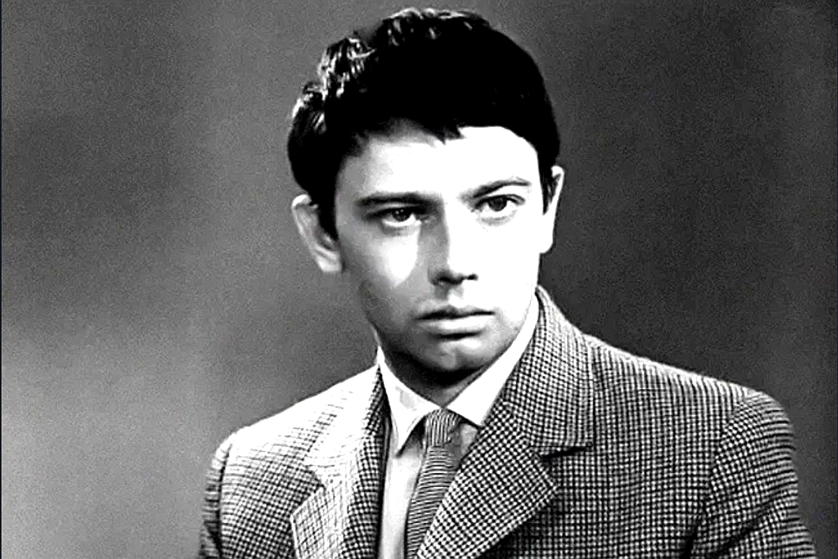 Александр Демьяненко в молодости. Фото: «24smi.org»/ Источник: https://24smi.org/celebrity/193-aleksandr-demyanenko.html?utm_medium=organic&utm_source=yandexsmartcamera
