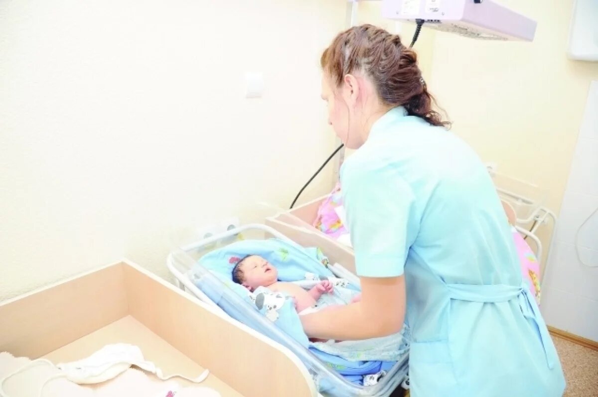    В Приморье две семьи 30 лет спустя узнали о подмене сыновей в роддоме