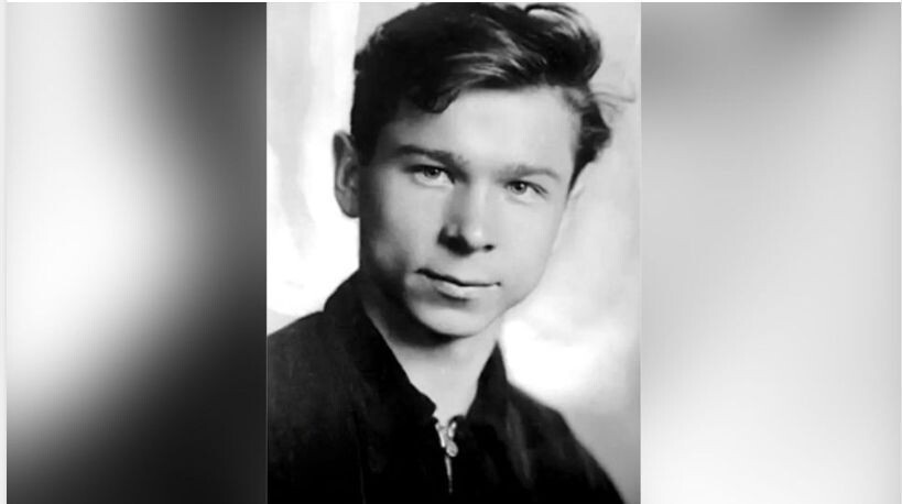 Александр Лебедев в молодости