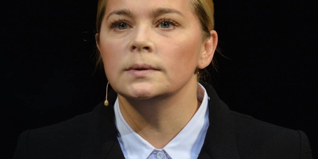 «Я не была собой»: Тяжелый развод, новая внешность и фаворит на 15 лет моложе — виражи судьбы Ирины Пеговой