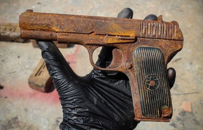 Пистолет стал символом. /Фото: youtube.com.