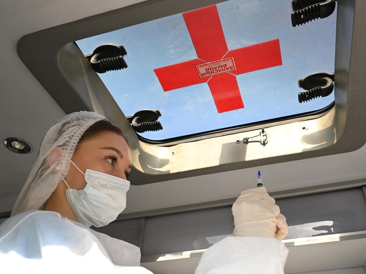    Медицинский сотрудник | © РИА Новости / Максим Богодвид