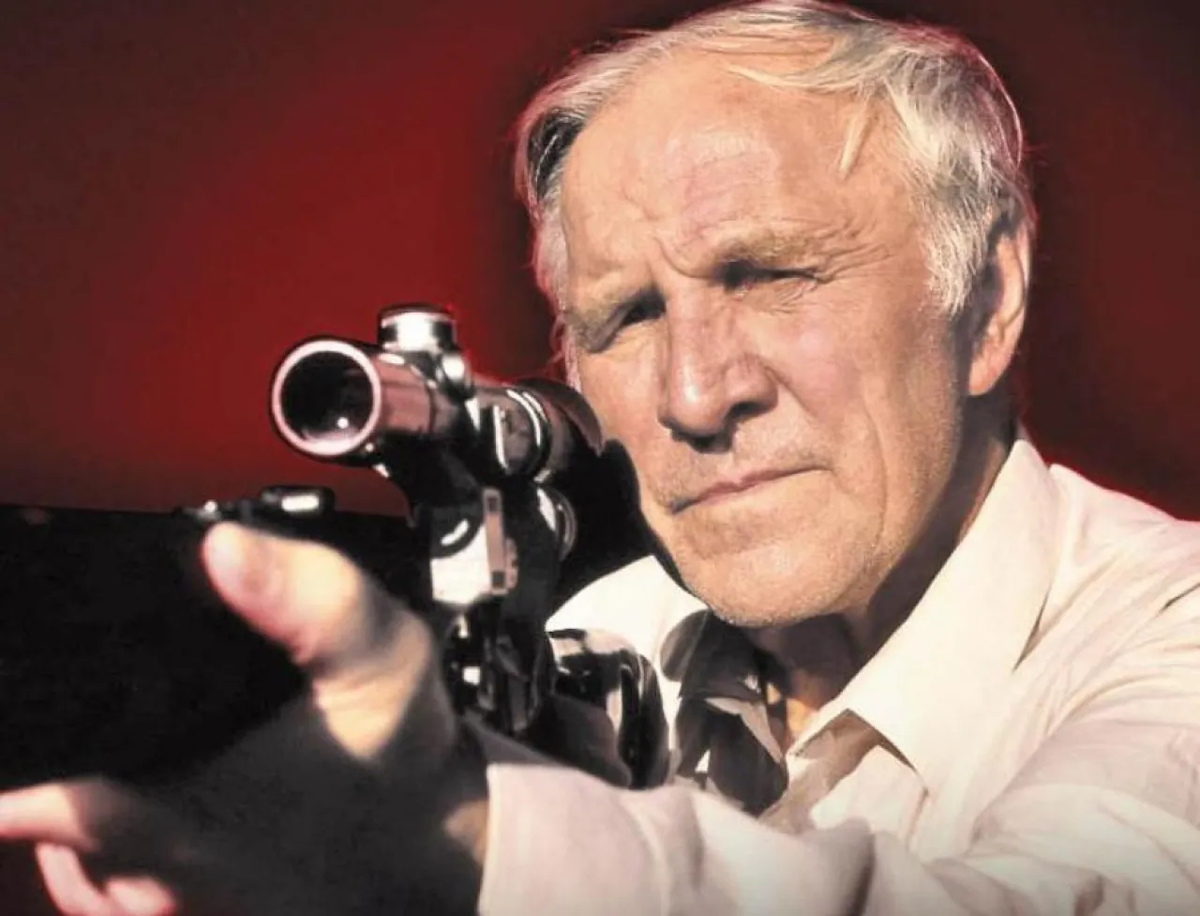 Изображение изфильма "Ворошиловский стрелок"