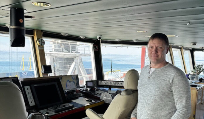 Семён Гладких, капитан судна «Иван Капралов».