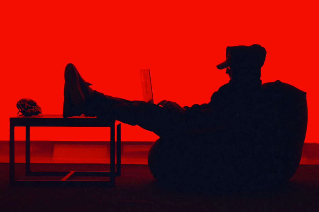    Фото © «На крючке. Когда звонит мошенник», режиссер Магомед Гаджиев / Kinopoisk.ru