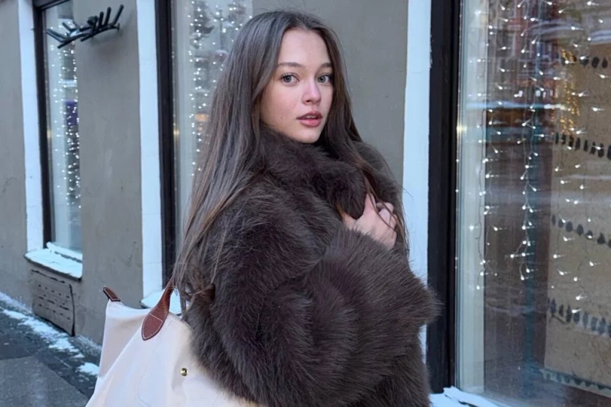    Анна Павага.