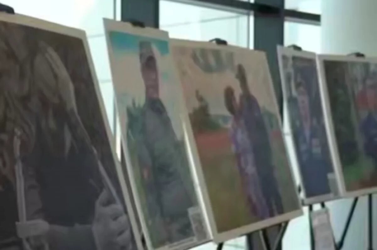    В Туле открыли фотовыставку, посвящённую героям спецоперации