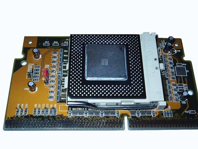   Процессор Celeron 333