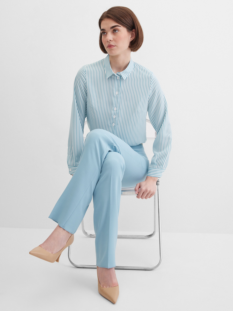 Блузка: 5 990 руб. Модель: 89180101 Артикул ткани: СВ245
Состав: 40% хлопок, 40% вискоза, 20% полиэстер

Брюки: 5 990 руб. Модель: 7930001 Артикул ткани: АН88
Состав: 50% вискоза, 47% полиэстер, 3% лайкра