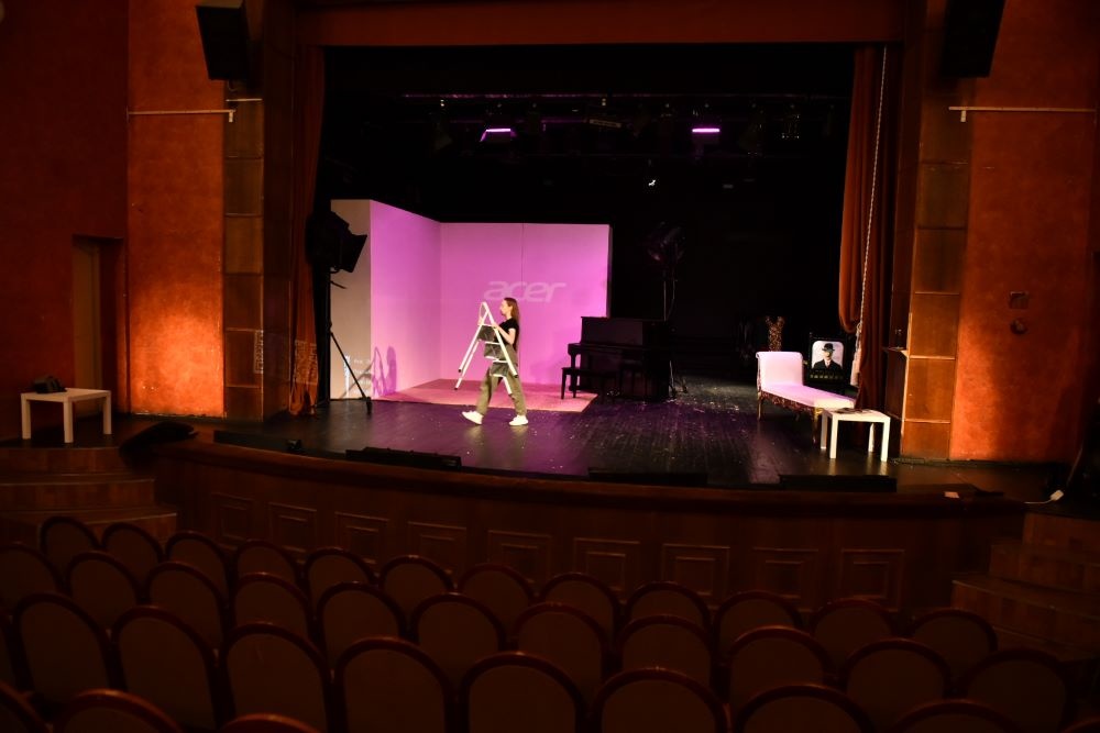    Новый подряд на поставку 750 кресел достался профильной петербургской компании "Русмебельпром". / Правительство Ярославской области