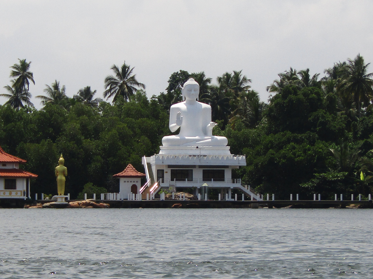 Статуя Будды. Фото автора