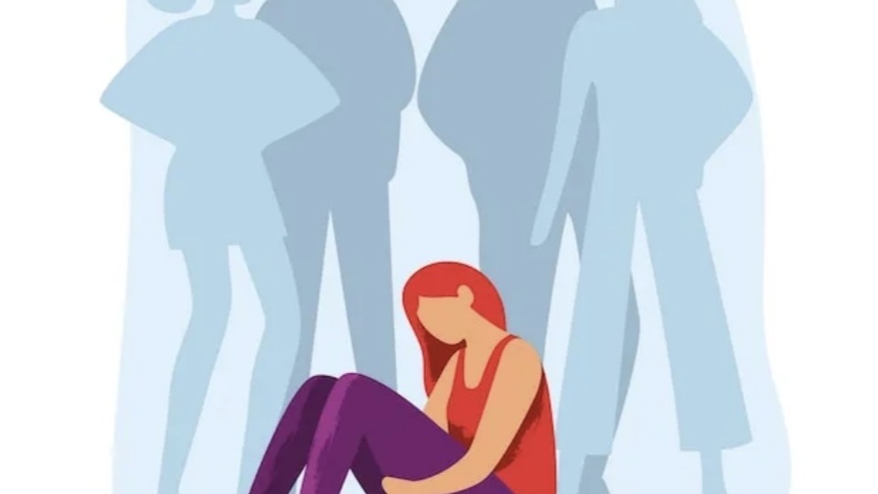 Одинокие женщины - главный враг общества