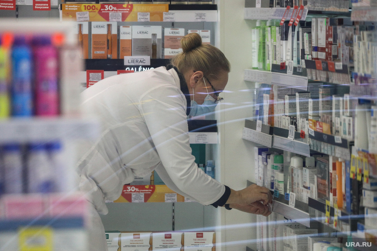 Спрос на антипохмельные препараты резко вырос. Фото: Алексей_Гайнов © URA.RU