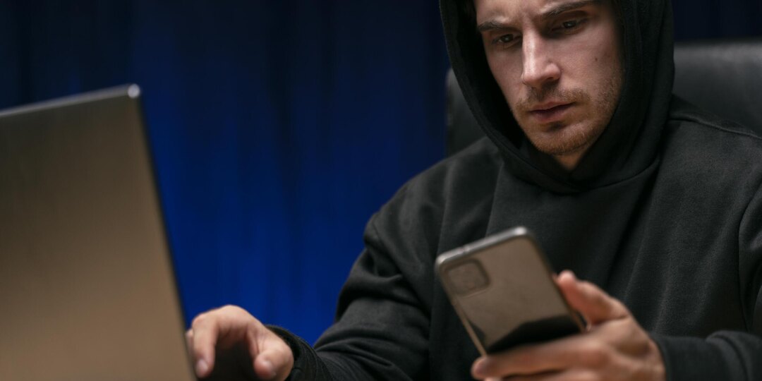 Код из СМС от курьера: простая схема мошенников, о которой должен знать каждый