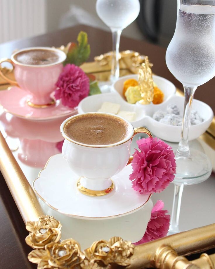 Турция: главные причины почему к кофе подают чистую воду. Фото из Яндекс картинки