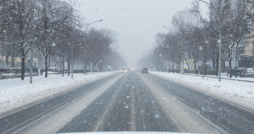 Работать в такси в снегопад - рискованная затея