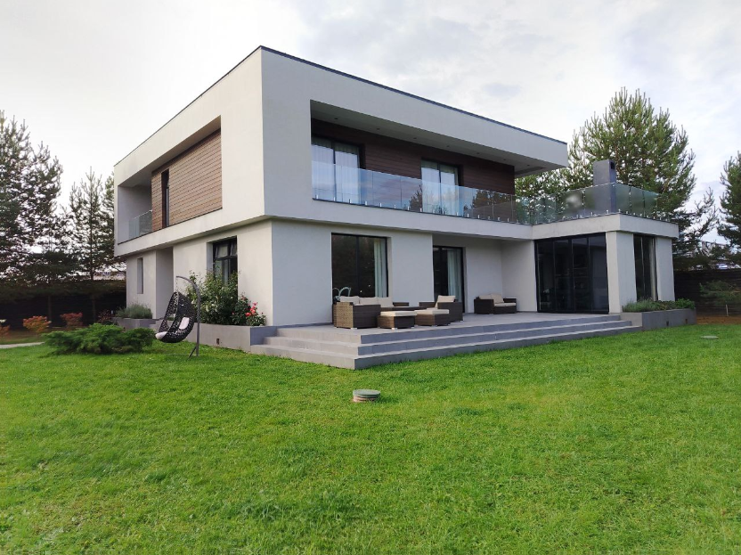 Объект Интел Групп. Дом сложной формы из газобетона. 