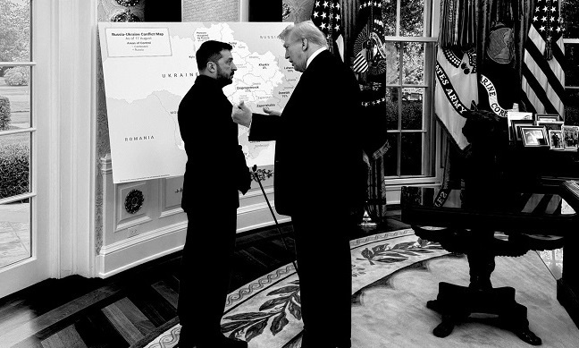 "Орлята учатся летать". Зеленский явно проникся политической школой Трампа, и постепенно начинает перенимать замашки американского пещерного людоеда. 
