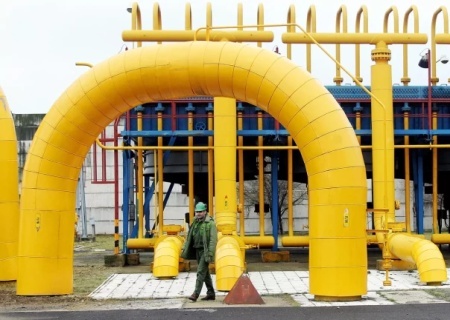    Венгрия и Словакия оспорят в суде запрет ЕС на российский газ